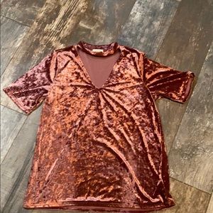 Crushed velvet v neck